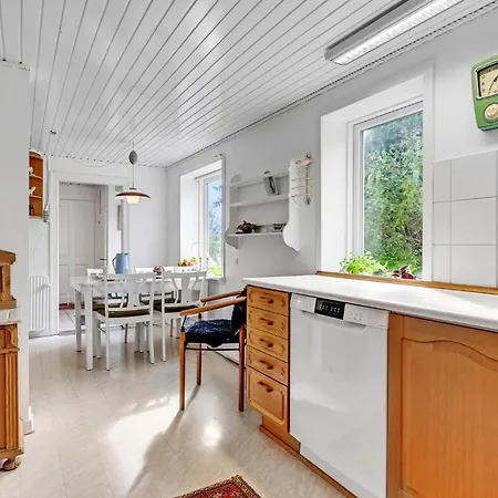 2 Bedroom Gorgeous In Feriehus *