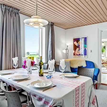Prachtig Met 2 Slaapkamers In