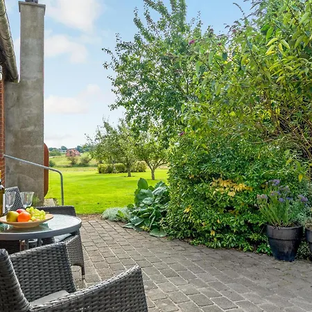 Feriehus 2 Bedroom Gorgeous In *